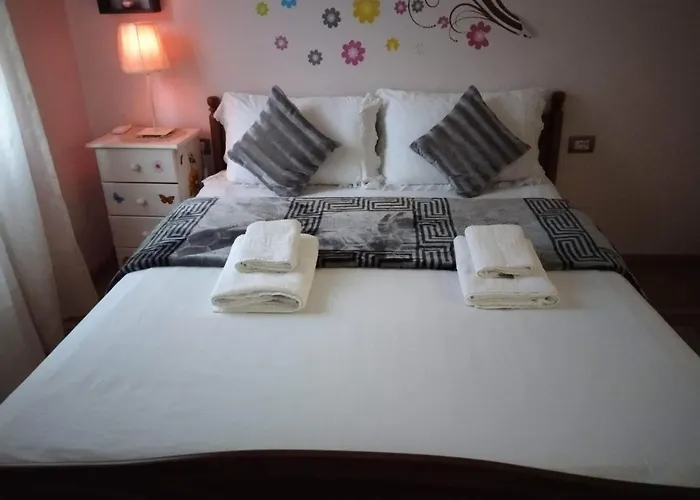 Eagle House فيلة Përmet