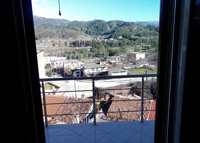 Eagle House * Përmet