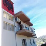 فيلة Eagle House *