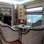 فيلة Eagle House *